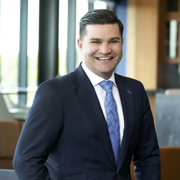 Gabe Olson headshot